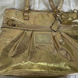 Gold medium size coach poppy bag